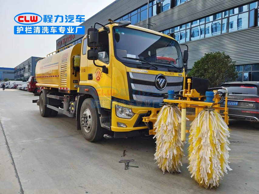 福田路面高壓清洗車加裝防撞清洗機(jī)